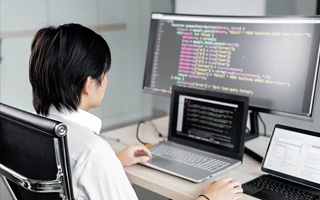 任丘 ,php声明和调用变量的符号是什么？